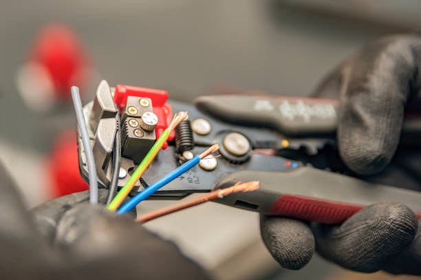 Best Electrical Contractors for Businesses  in Genoa, OH